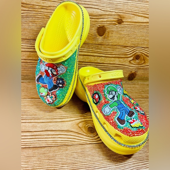 Super Mario Brothers Crush Platform Wedge Yellow Full Bling Crocs NWOB - Picture 3 of 10